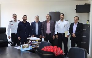 آیین گرامیداشت روز آتش نشانان در منطقه 4 برگزار شد آیین گرامیداشت روز آتش نشانان در منطقه 4 برگزار شد